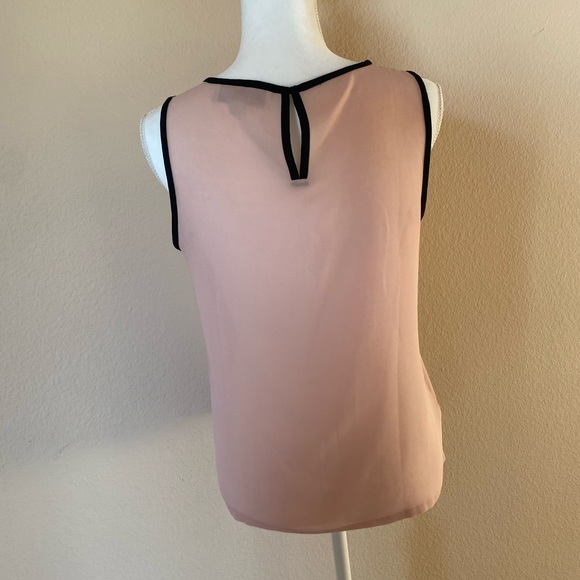 Ann Taylor Loft Sleveless Top Sz SP - Picture 2 of 3